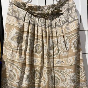 - Absolutely beautiful vintage rayon and linen skirt L